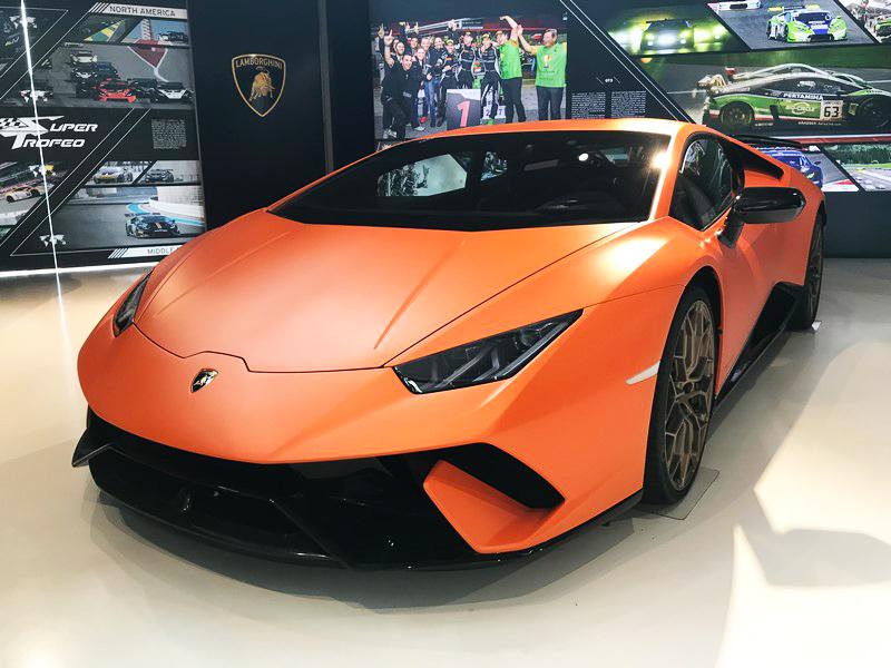 LAMBORGHINI EXPERIENCE